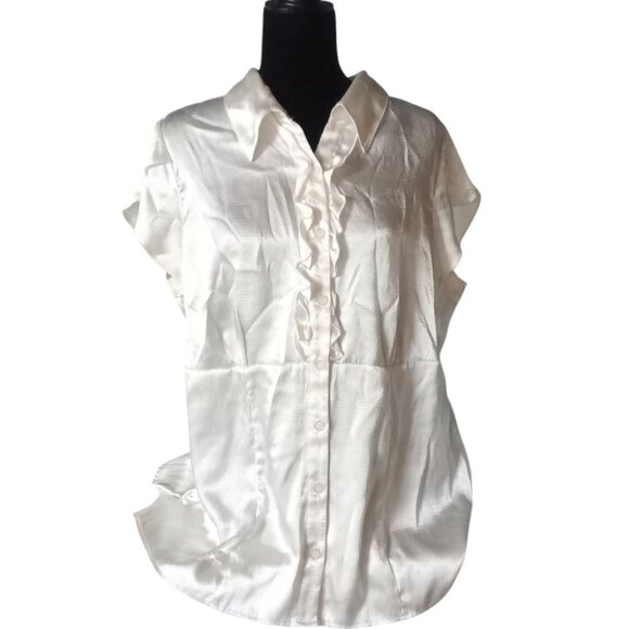 Notations Women's Plus Size 2X Ivory Ruffled Short Sleeve Blouse - Picture 1 of 6